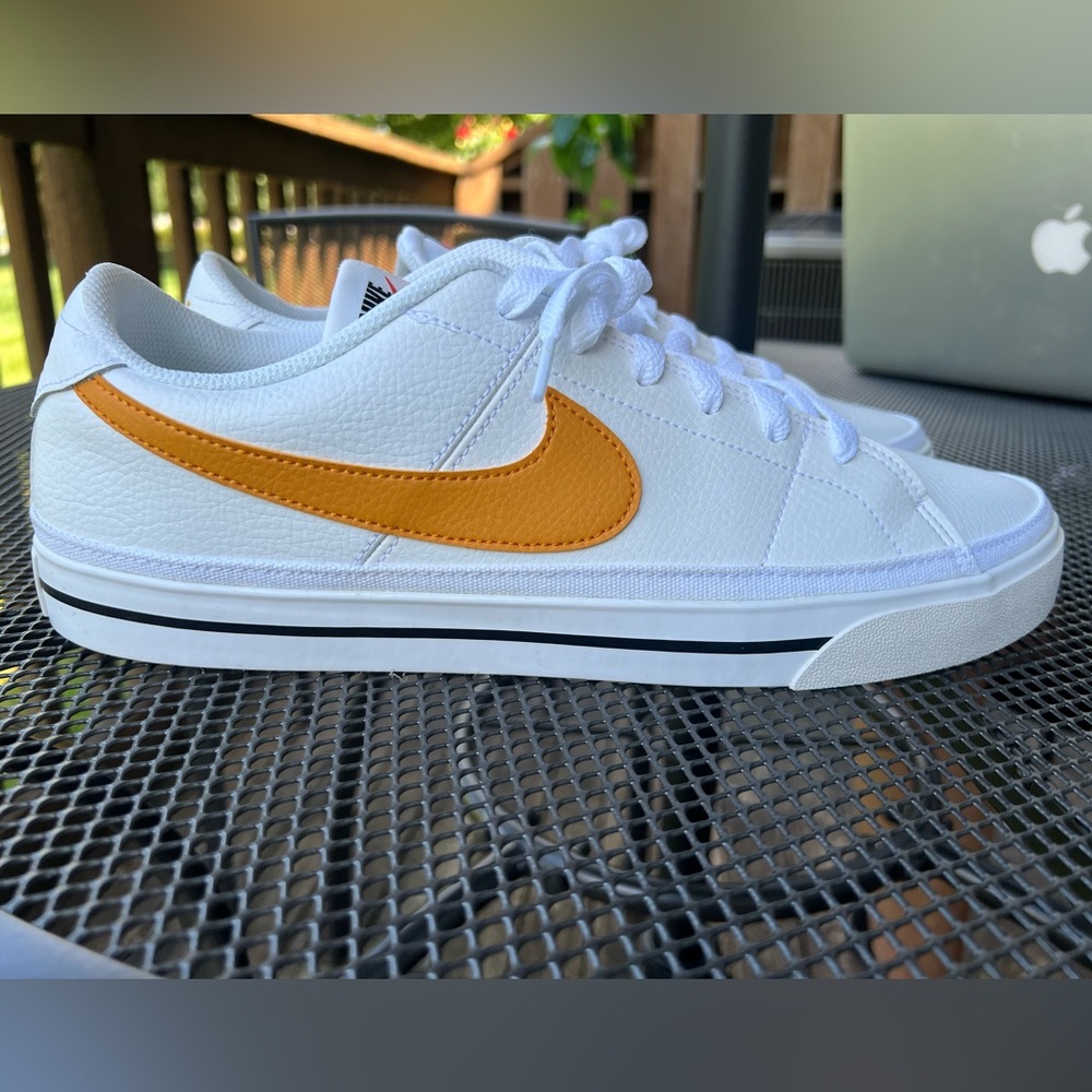 Mens Nike Court Legacy Sneakers Size 12(pre owned)